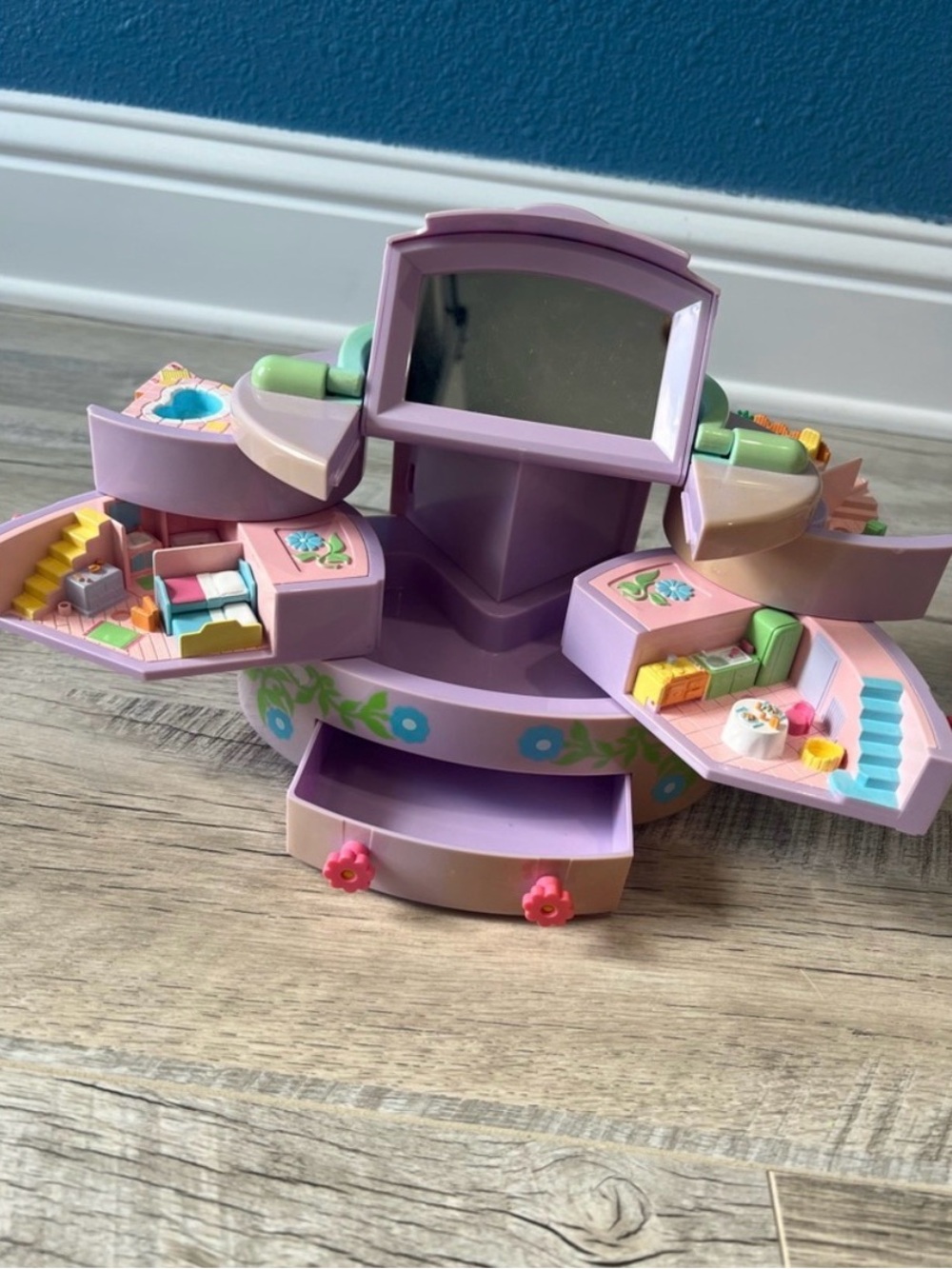 Polly Pocket Jewelry Box